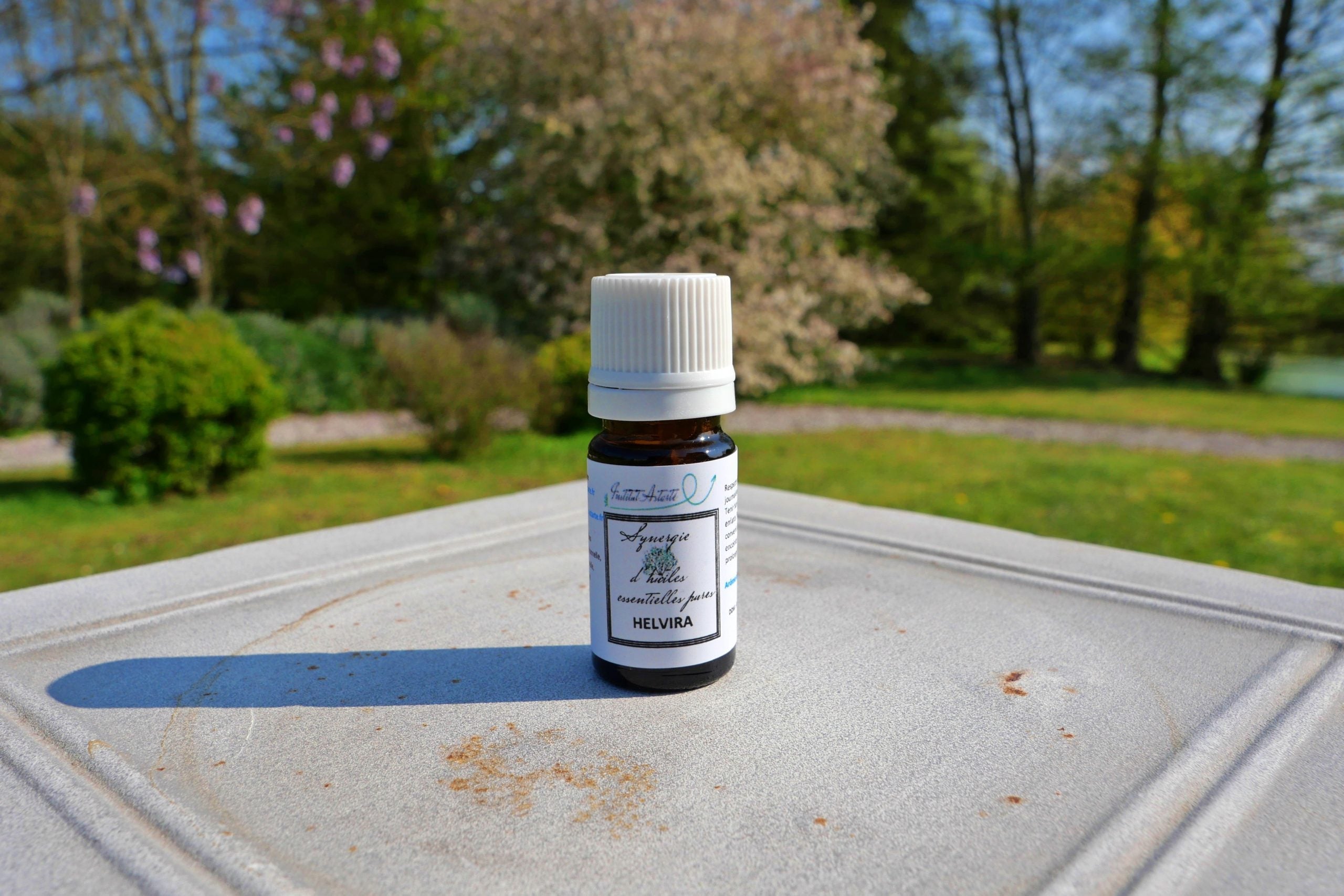 Huile essentielle Helvira - La Fontaine aux Plantes